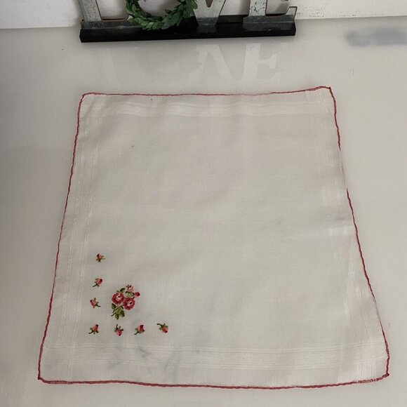 Vintage Mid Century Cotton Embroidered‎ Red Roses Scarf Handkerchief 11" Square - Picture 1 of 16
